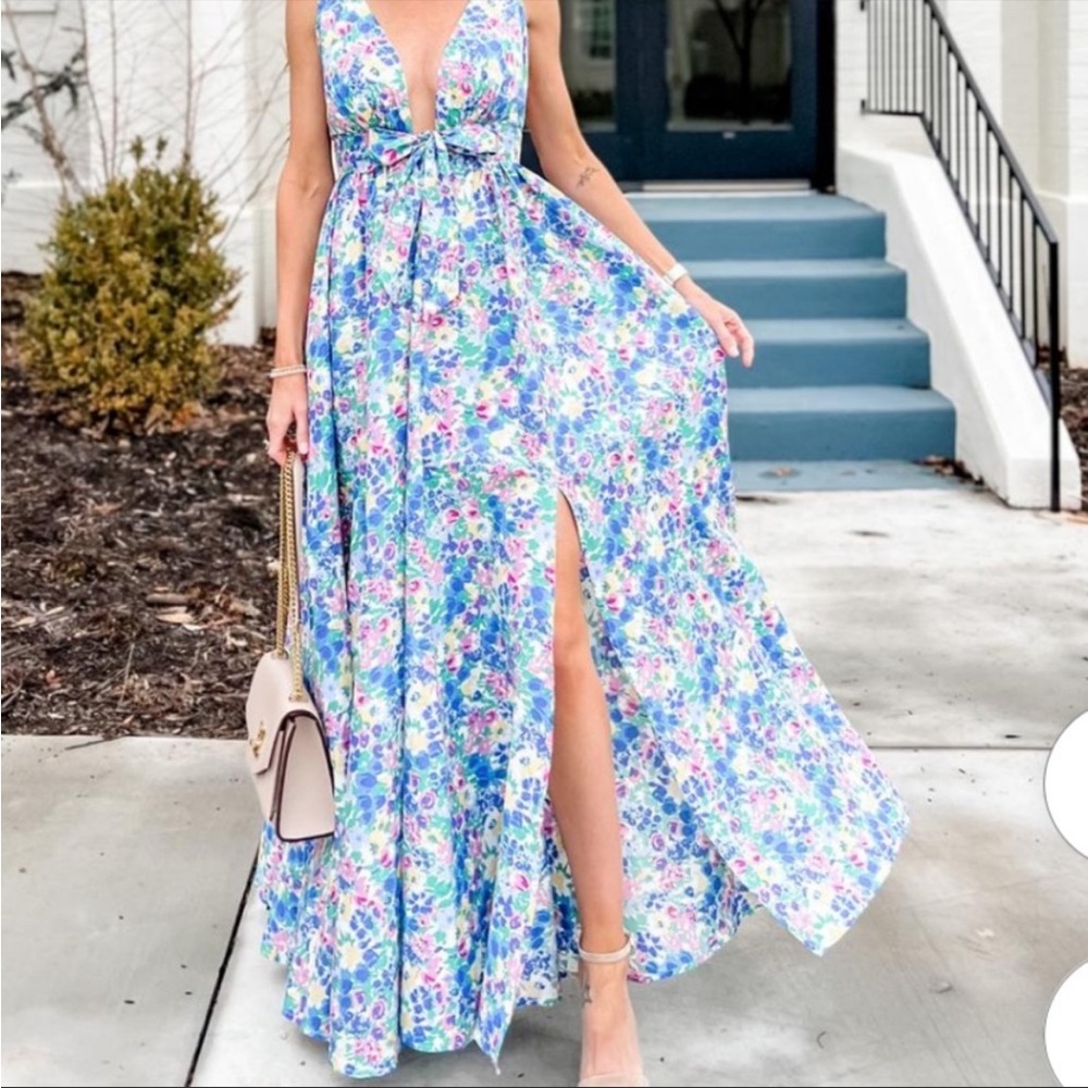 Beautiful Floral Print Maxi Dress